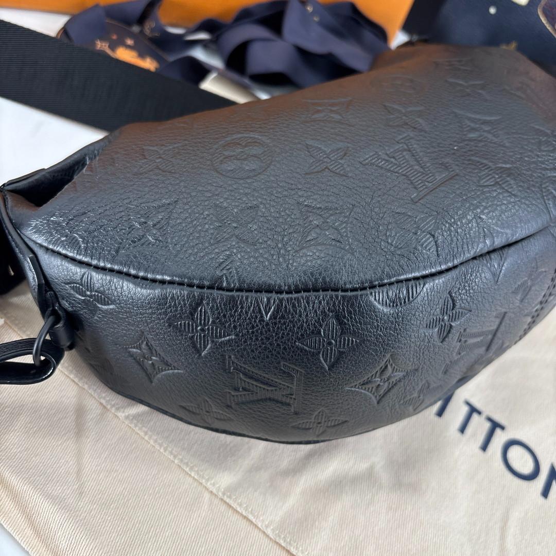 未使用 ルイヴィトン ハンモックバッグPM モノグラムシャドウ ショルダーバッグ