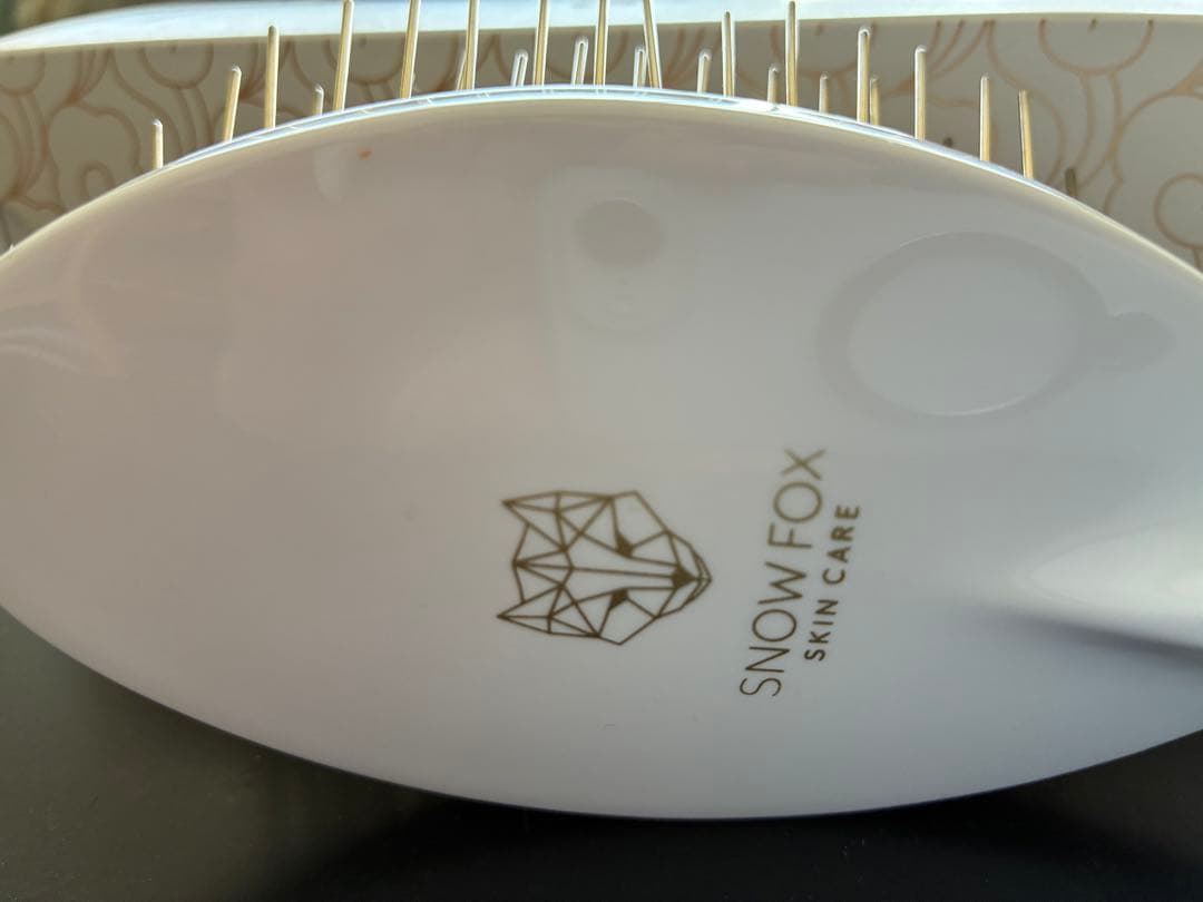 のるてす　 FOX GUA SHA HAIR & BRUSH