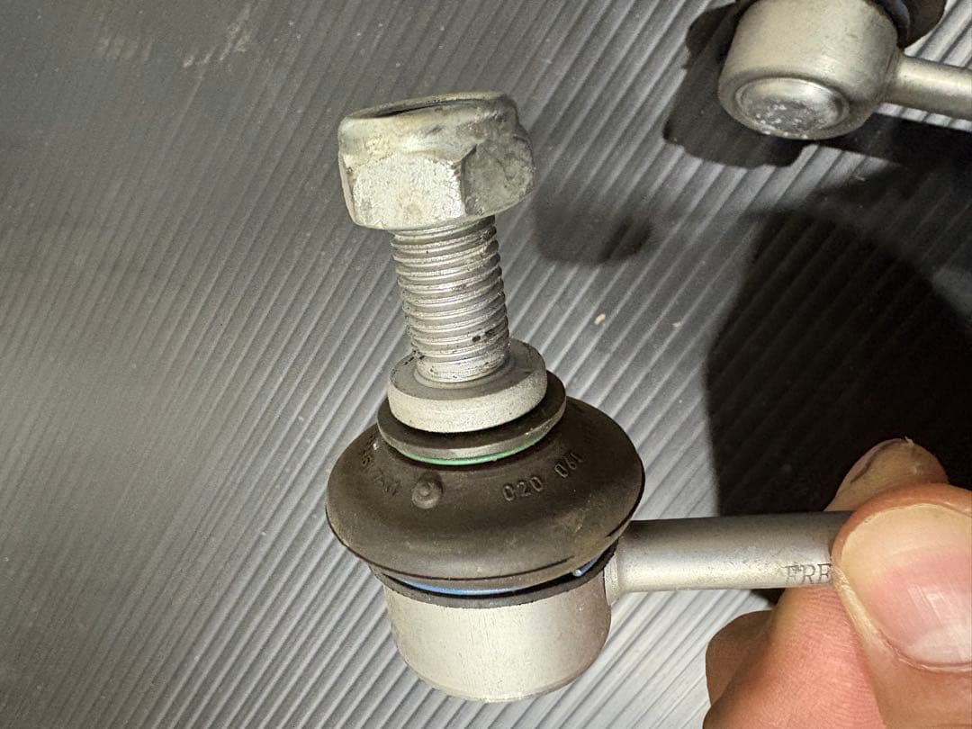 ハイエース　ショートスタビリンク　フリークス　EVO