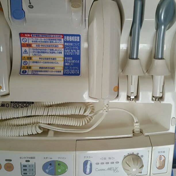 美顔器　ほぼ新品　半額以下！！