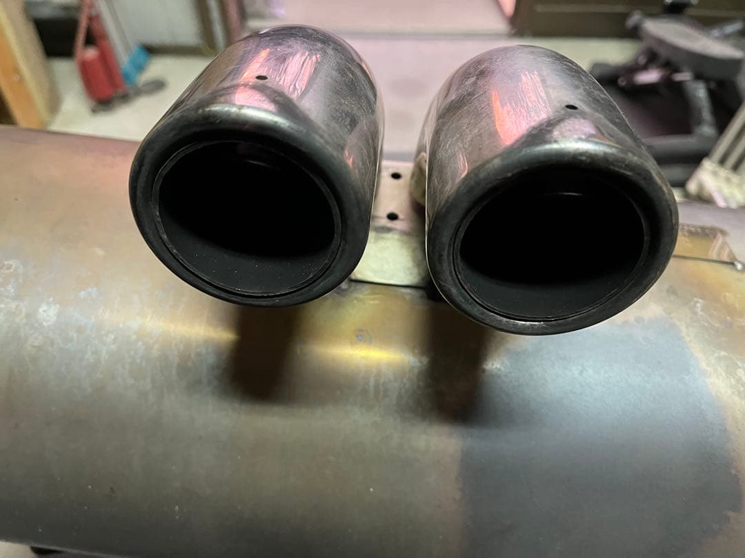 ロータス　エキシージ　S２　純正マフラー　リアガーニッシュ　ノーマル　車検用に