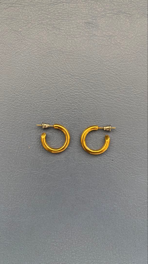 キャリアリング　ピアス　ゴールド