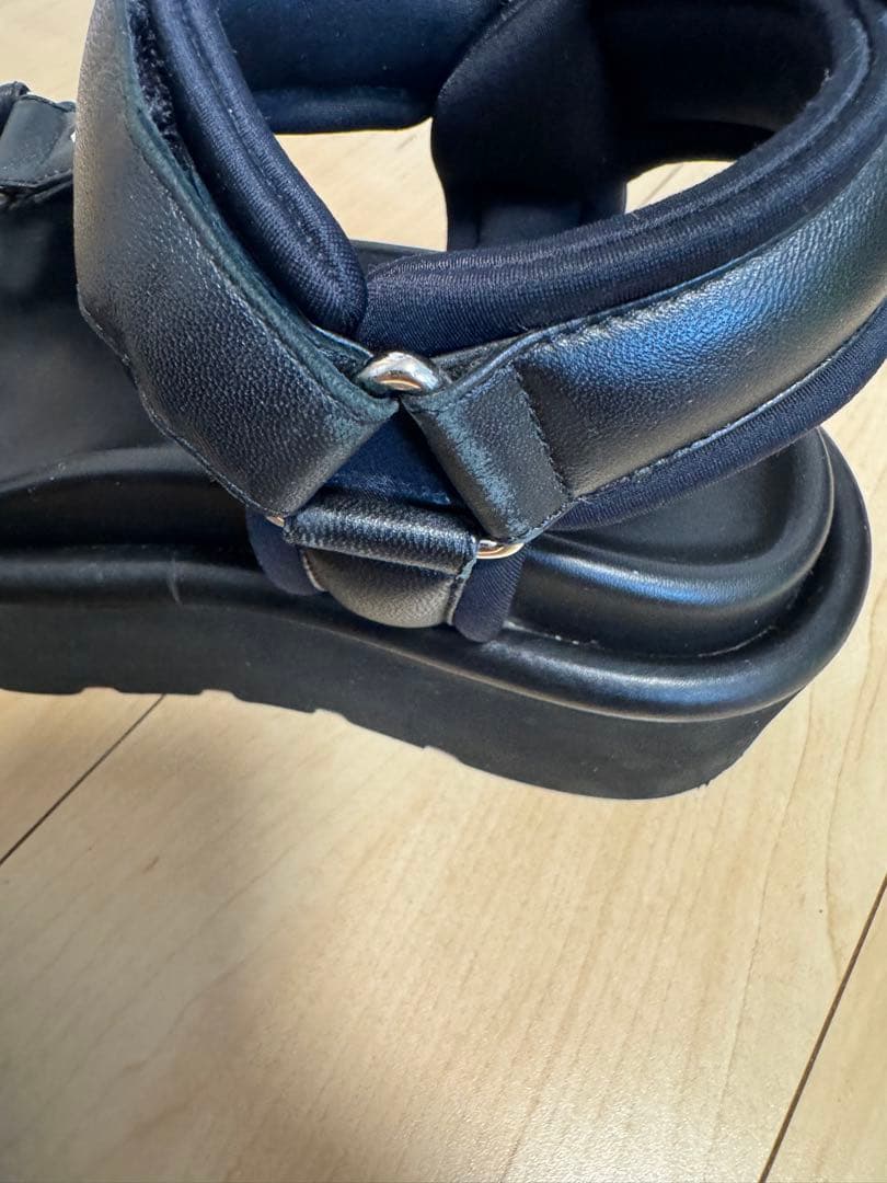 ルイヴィトン　プールピローライン　サンダル24cm厚底