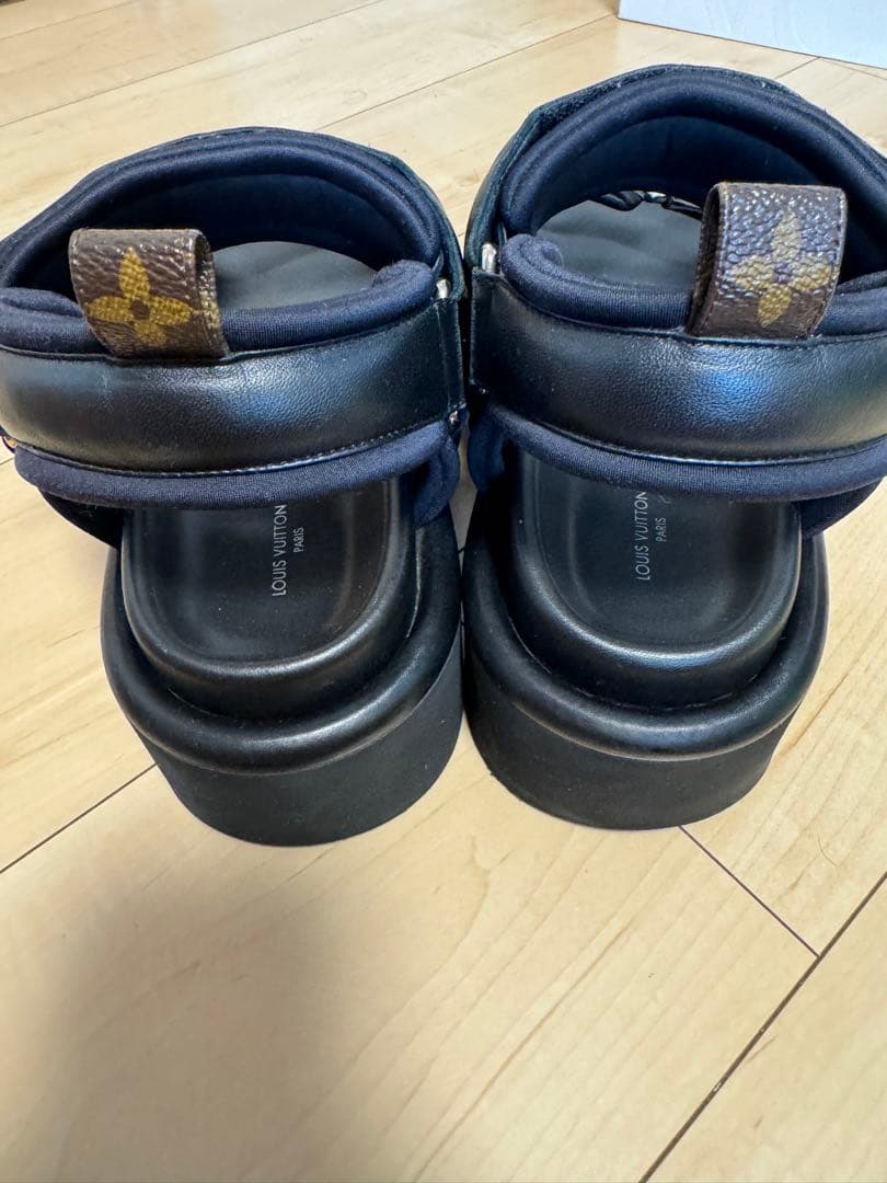 ルイヴィトン　プールピローライン　サンダル24cm厚底