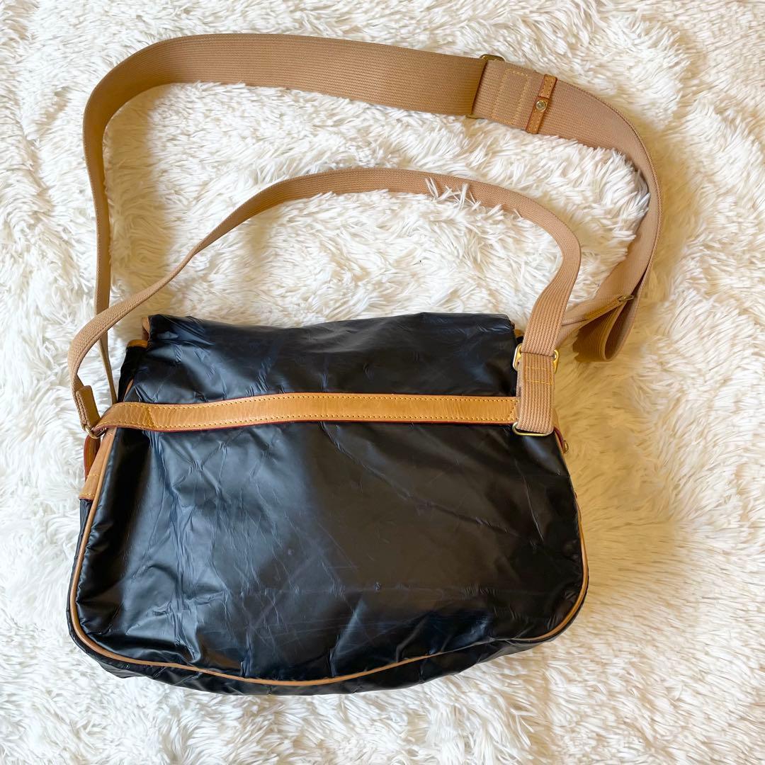 良品★ ハンティングワールド メッセンジャーバッグ バチュークロス ネイビー