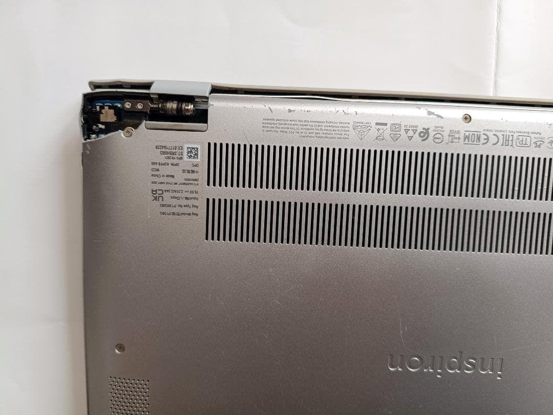 DELL Inspiron 5402 / 第11世代Core i5 / 訳アリ