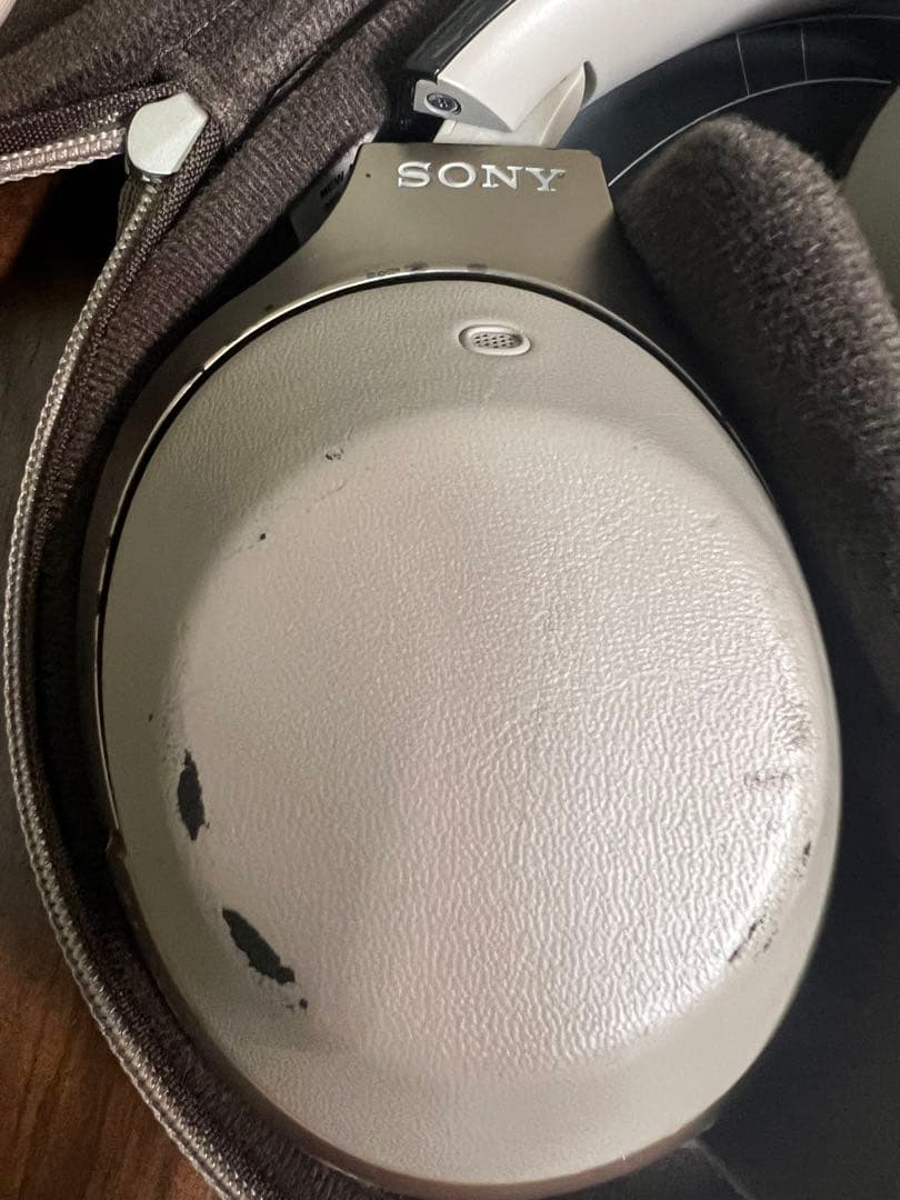 ソニー　ワイヤレス　ヘッドホン　ノイズキャンセリング