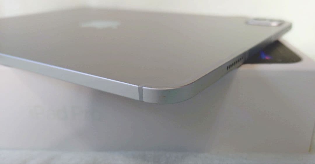 iPad Pro 第4世代(M2) 128GB Wi-Fi+Cellular