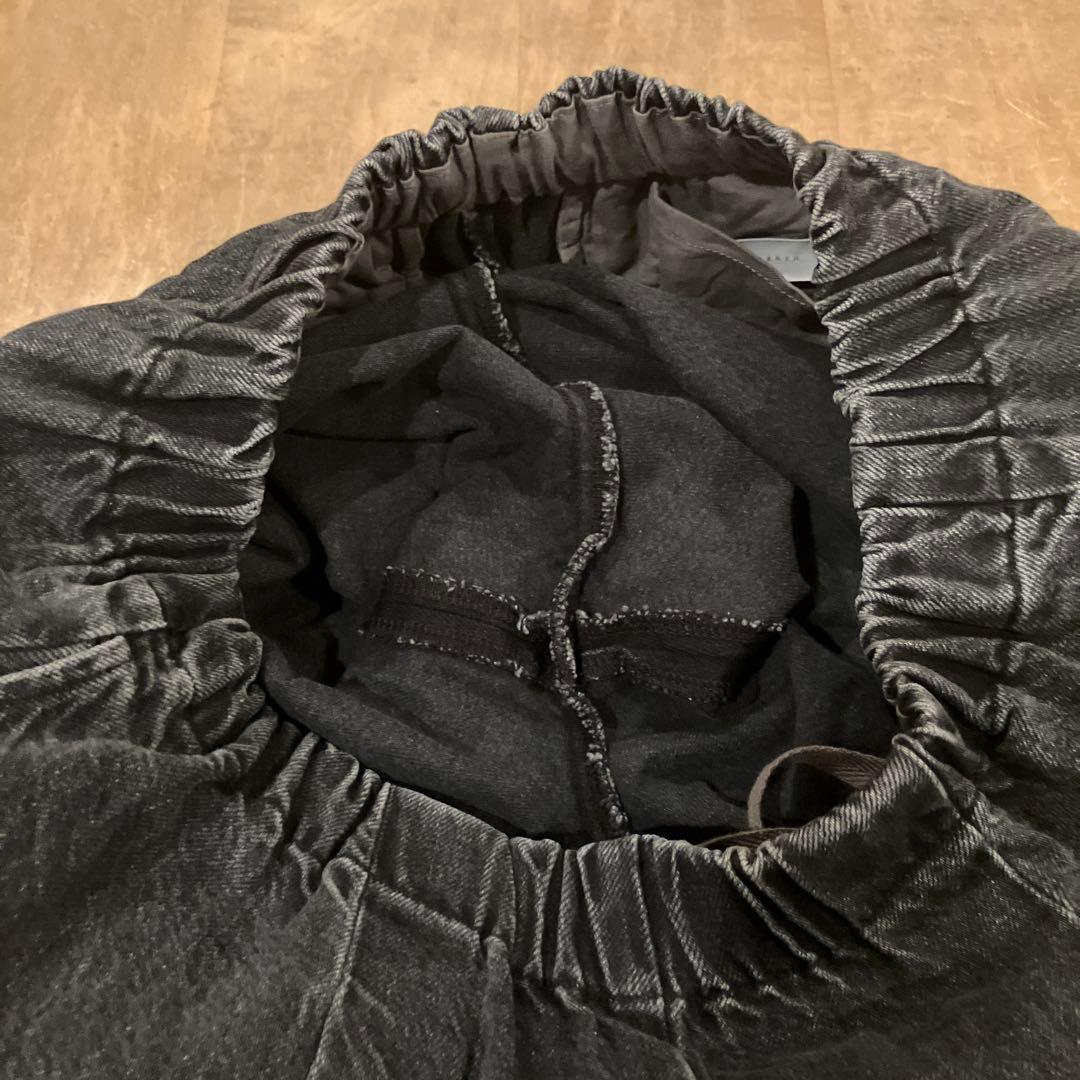 かぐれ　フェードデニムイージーパンツ　ブラック