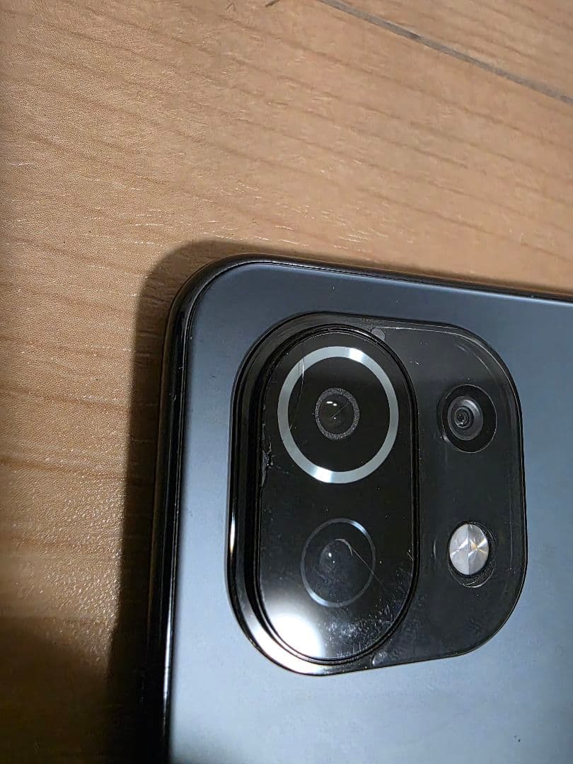 Xiaomi Mi 11 Lite ブラック 本体 カメラ部分ひび割れ