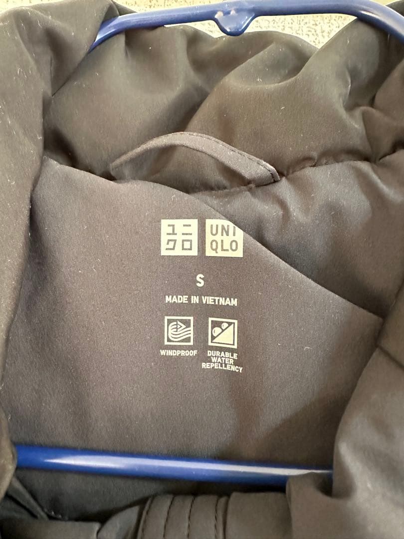 ユニクロ　シームレスダウンロングコート　黒　S