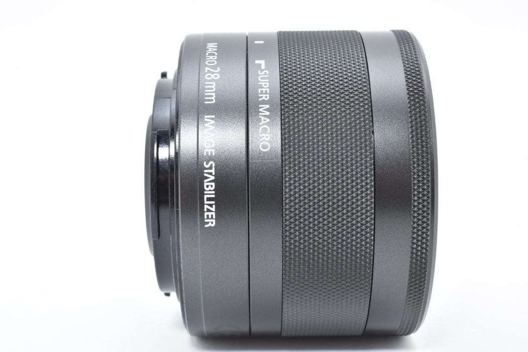 【新品級】 キヤノン CANON EF-M 28mm F3.5 IS STM