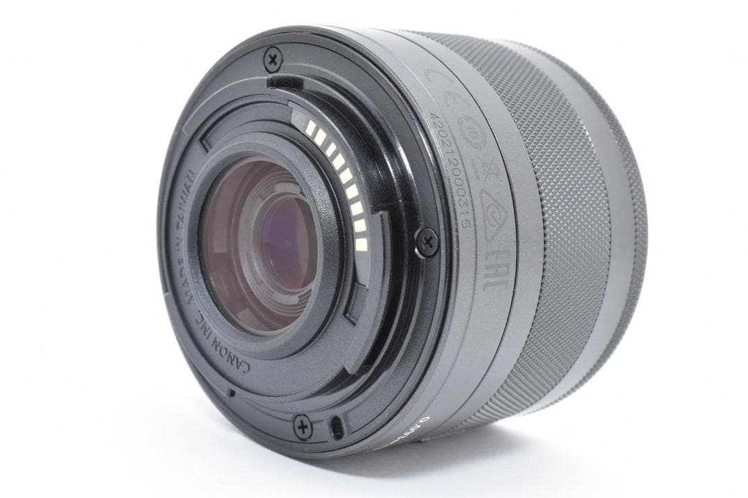 【新品級】 キヤノン CANON EF-M 28mm F3.5 IS STM