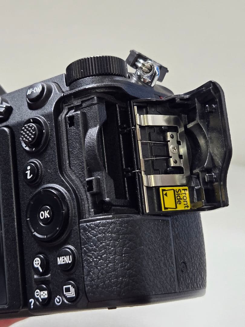 ニコン nikon z6 ミラーレス一眼 カメラ