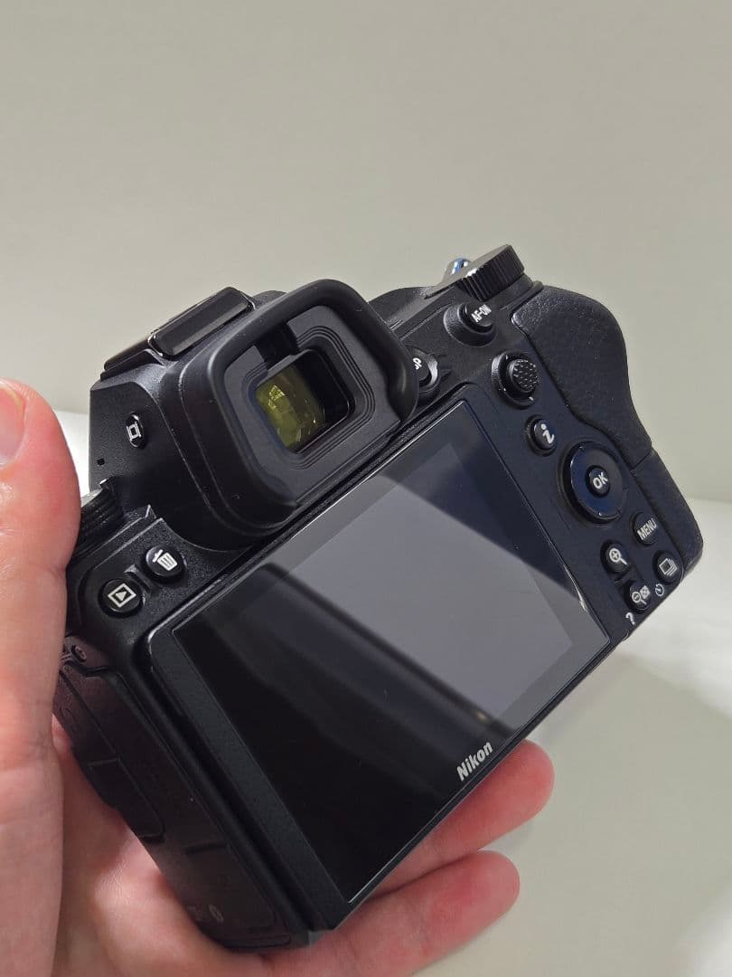 ニコン nikon z6 ミラーレス一眼 カメラ