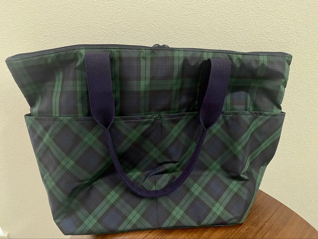 新品未使用 familiar マザーズバッグ