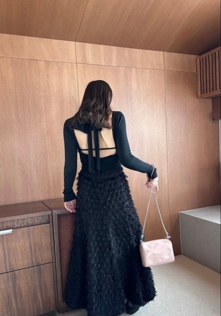 SNIDEL バックオープンシアーニットプルオーバー