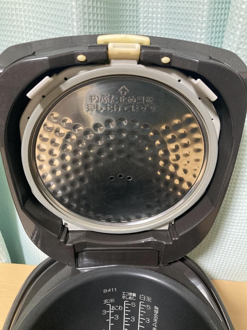 ★★★ZOJIRUSHI IH炊飯ジャー 極め炊き 象印 NP-VN10★★