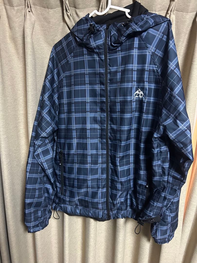Antimid（アンチミッド）　REVERSIBLE SHELL JACKET