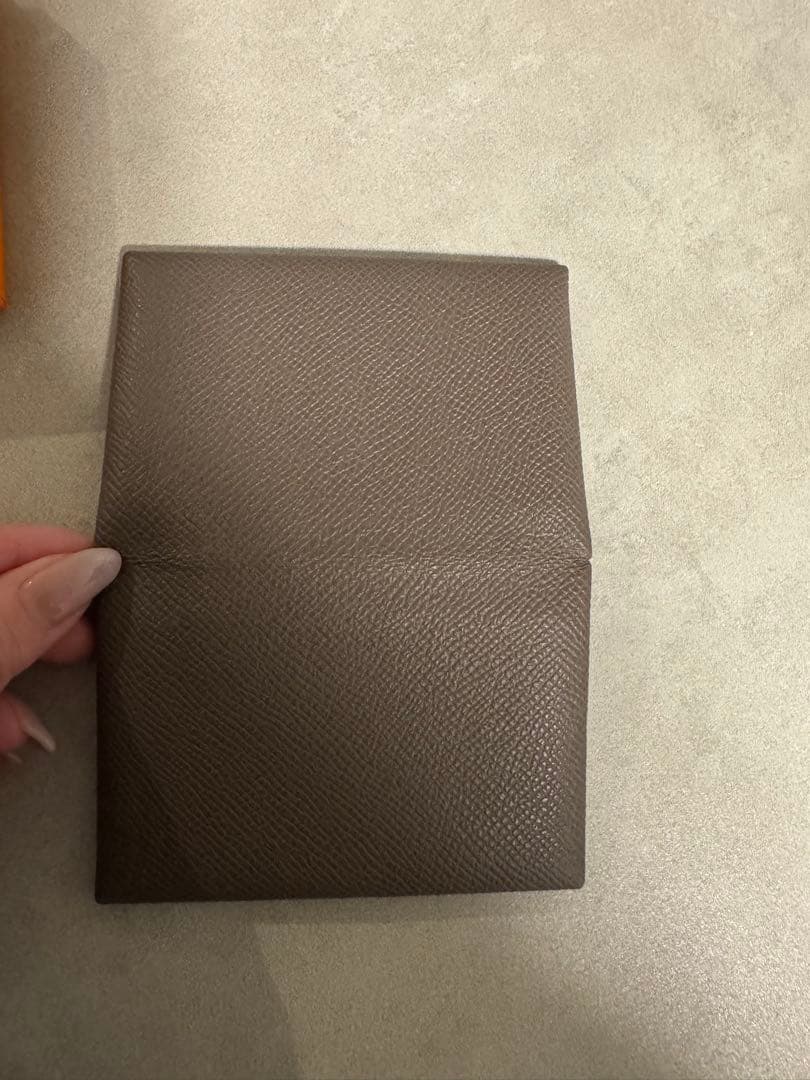 美品 エルメス カルヴィ バイカラー カードケース　名刺入れ