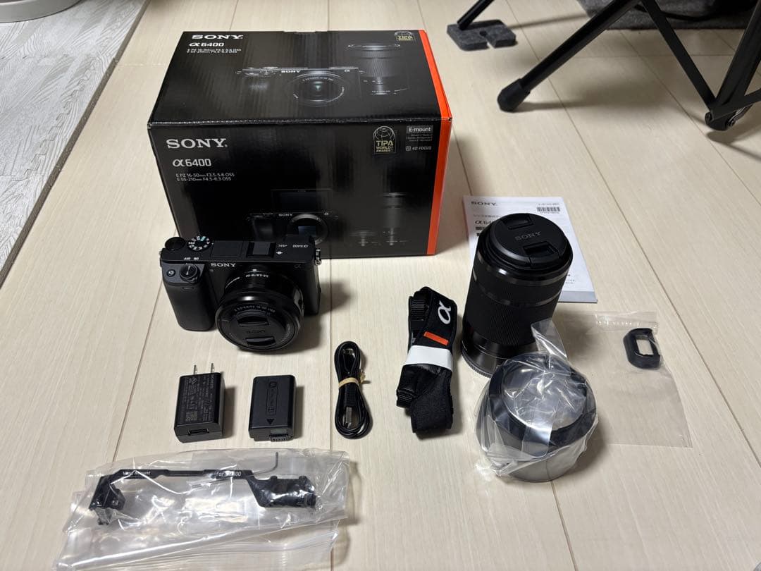 SONY α6400 ダブルズームレンズキット他　ほぼ未使用の超美品！