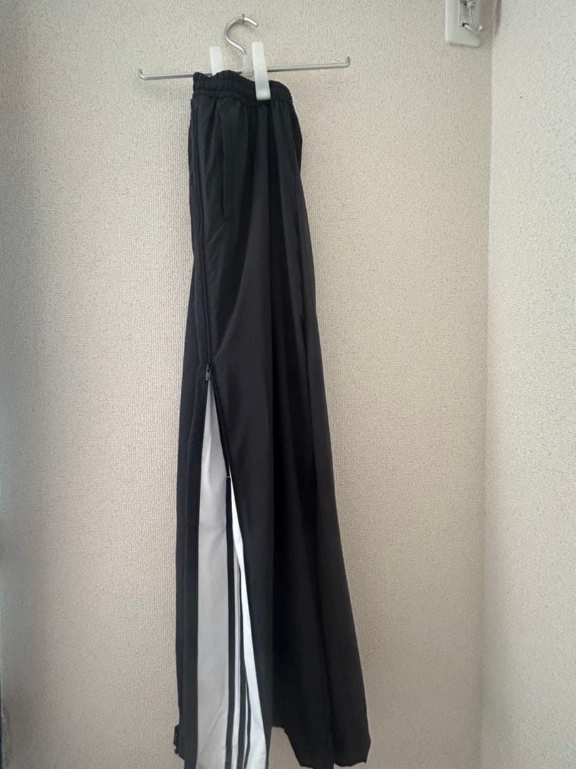 adidas 3ジップ トラックパンツ