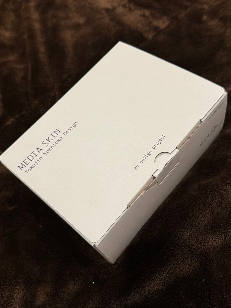 au media skin 【ブラック】　吉岡徳仁デザイン