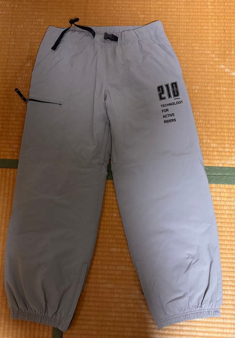 NIMA スノーボードウェア