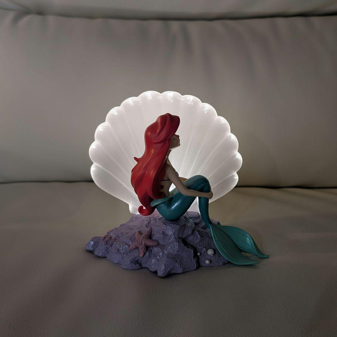 アリエル フィギュア リトルマーメイド30周年　LEDライト　ディズニーストア