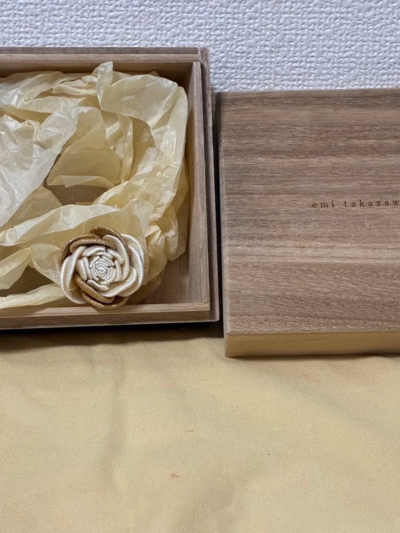 emi takazawa 横振り刺繍ピアス水金地火木土天冥海H.P.FRANCE