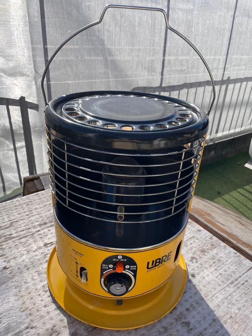 シャープ製　LIBRE ストーブ