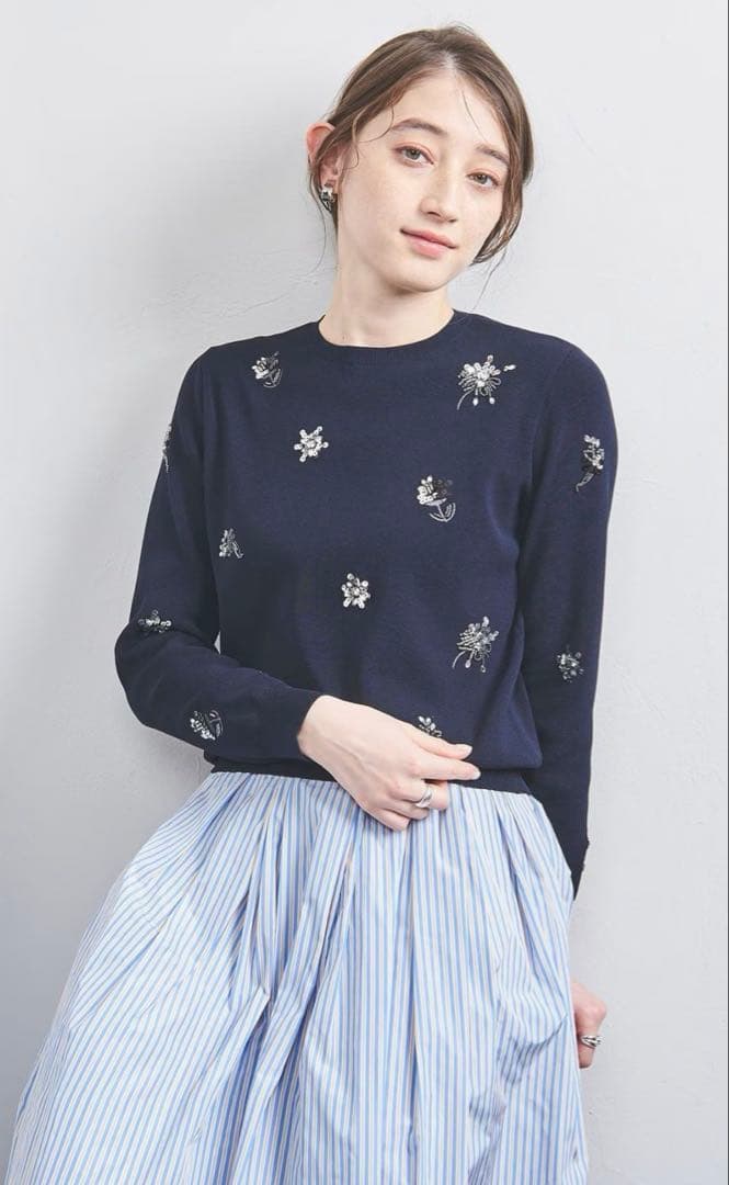 UNITED ARROWSフラワー ビジュー ロングスリーブ ニット