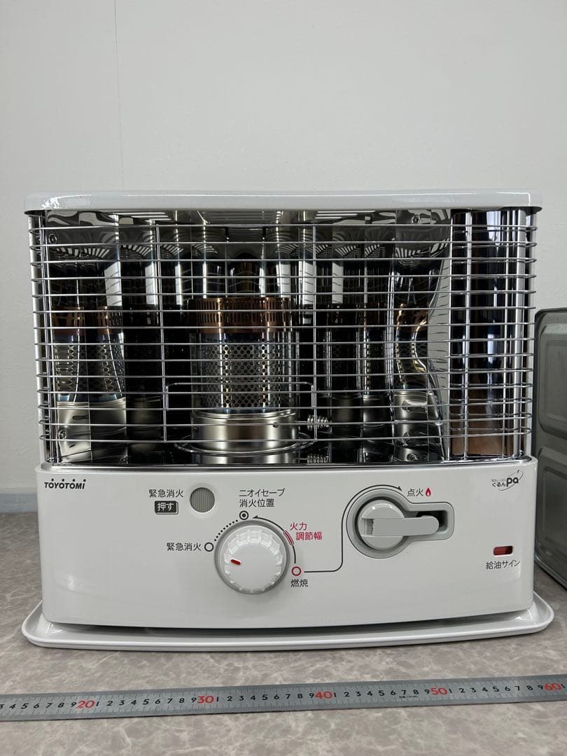 送料込み⭐︎TOYOTOMI【石油ストーブ】2023年製/RS-G30N