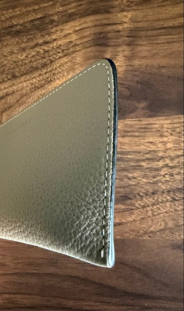 ボナベンチュラ アイグラスケース シュリンクレザー グレージュ