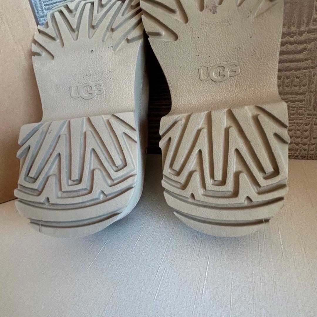 【美品】UGGアグ☆NEW HEIGHTS CLOG BEIGE 厚底 24cm