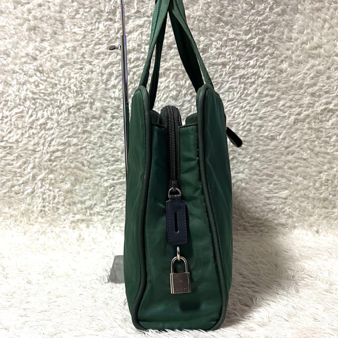 ✨超激レア✨PRADA ビジネスバッグ 3気室 三角ロゴプレート カデナ 南京錠