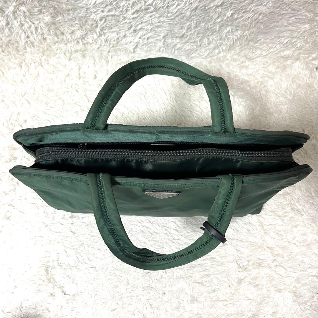 ✨超激レア✨PRADA ビジネスバッグ 3気室 三角ロゴプレート カデナ 南京錠