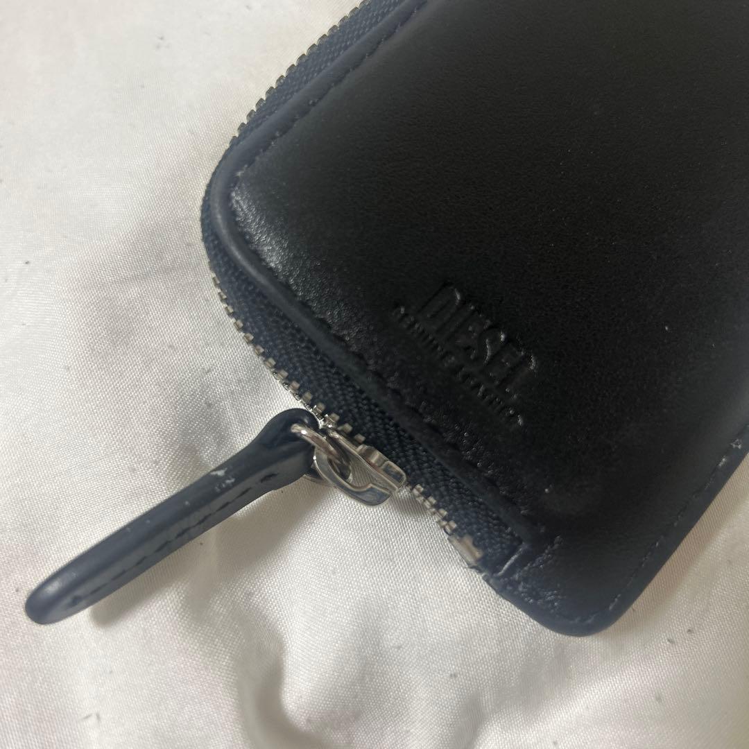 diesel ラウンドDロゴ フラグメントケース ブラック　財布