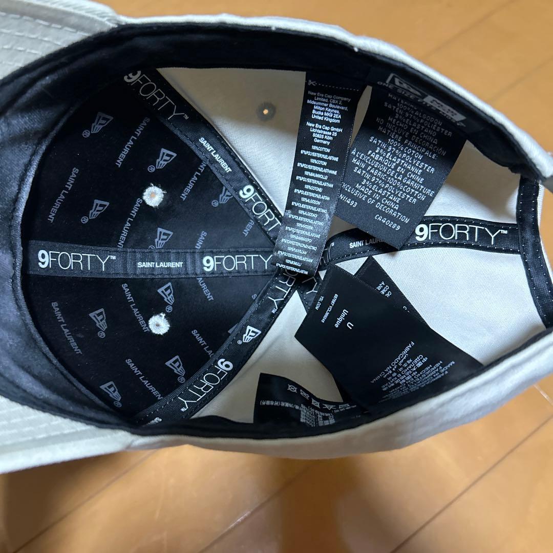 Saint Laurent 9FORTY キャップ ライトグレー