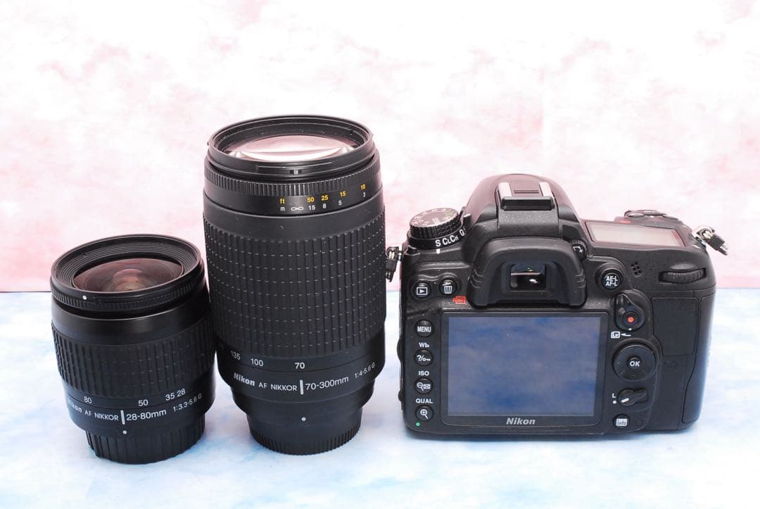 Nikon D7000☆一眼レフカメラ☆超望遠付Wレンズ☆バッグ付☆S数極少