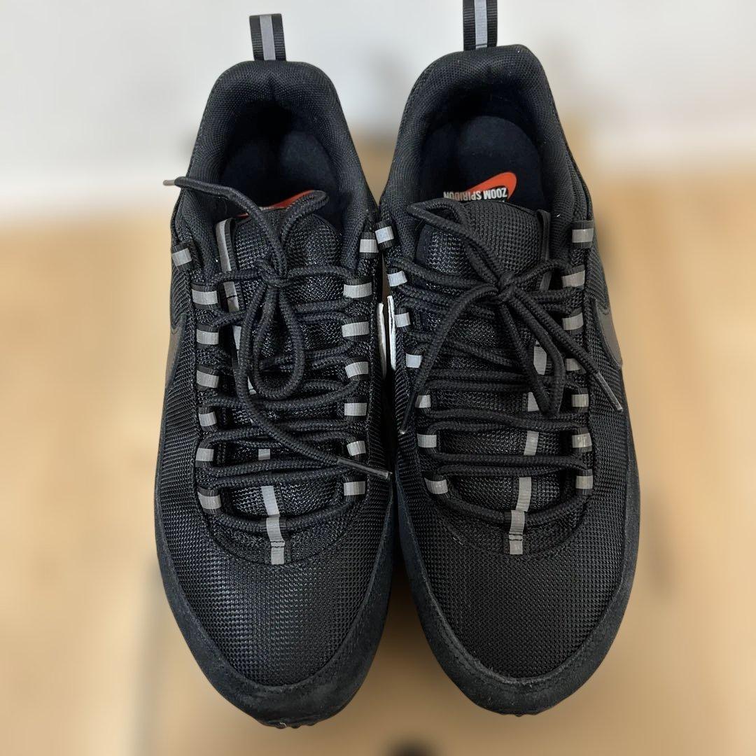 Nike Zoom Air ブラックスニーカー　SPIRIDON SP