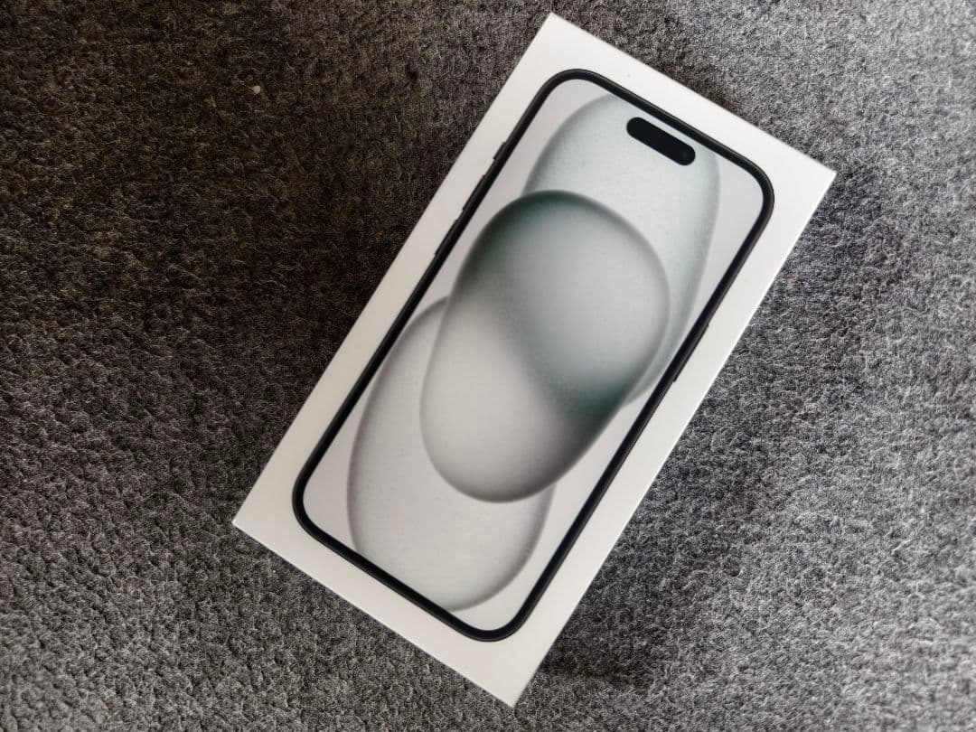 iPhone 15 128GB Black 新品未使用未開封