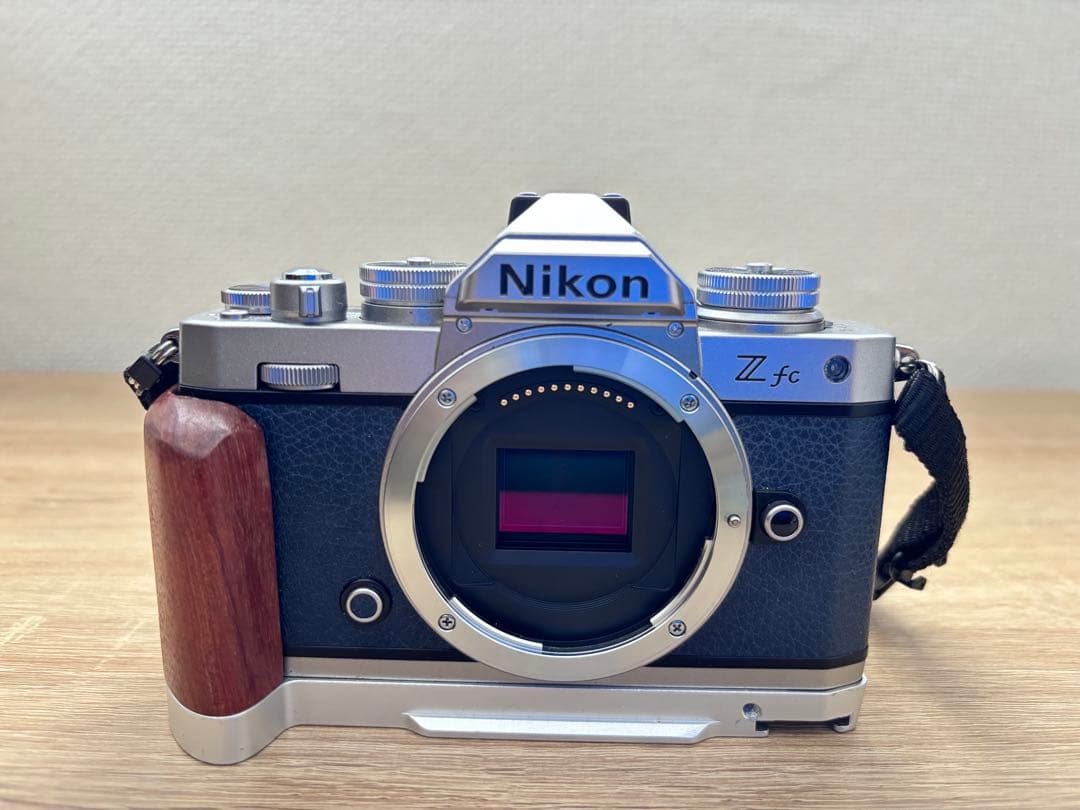 Nikon Z fc 二本レンズ 木製グリップ付き