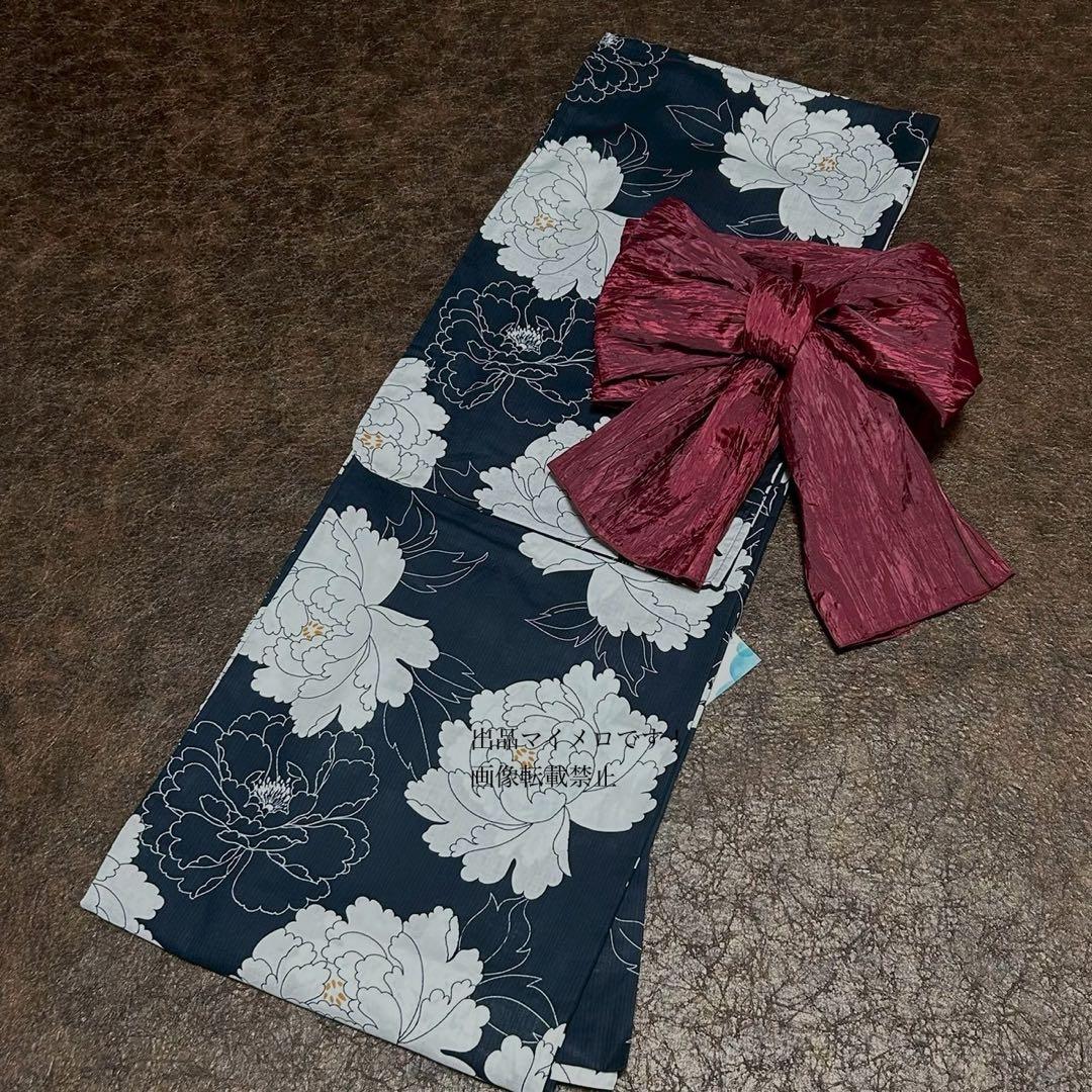 浴衣　大きめサイズ　浴衣 3L 牡丹　濃紺　兵児帯エンジ　2点　新品　0719②