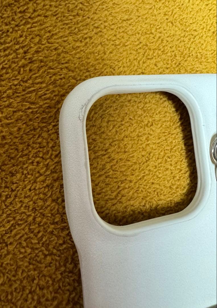 Christian Dior iPhone15proケース 日本限定　ホワイト