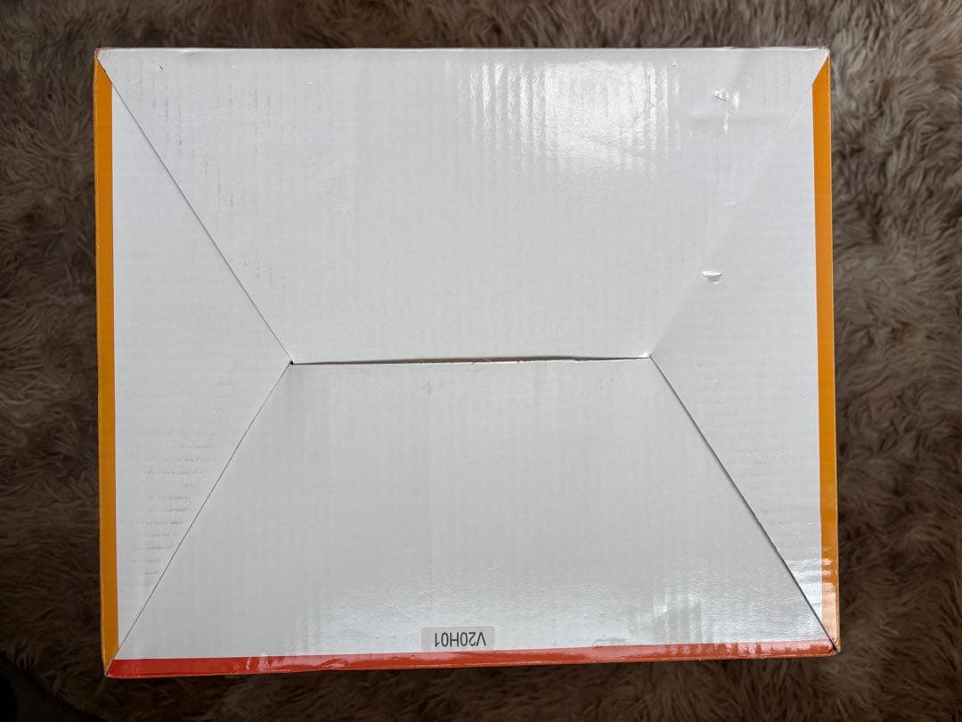 【新品未使用】iwatani カセットガスストーブ　デカ暖　ホワイト