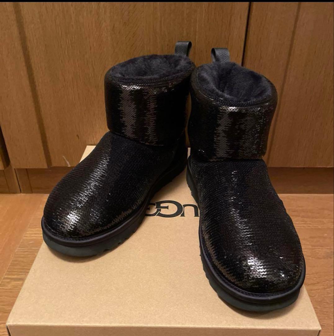 UGG ブラック　24センチ