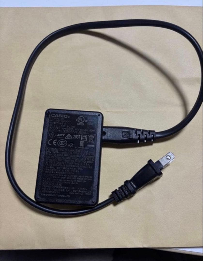 CASIO EXILIM 10.1メガピクセルデジタルカメラ