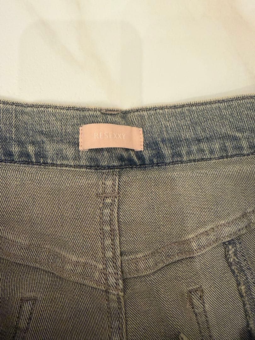 【新品未使用】RESEXXY カットアウトリボンデニムパンツ