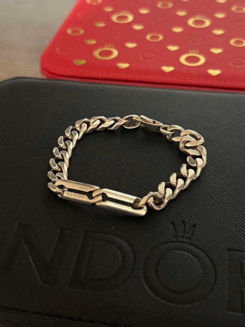 GUCCI グッチ ブレスレット インフィニティ ノット 18